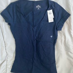 Hollister v neck shirt